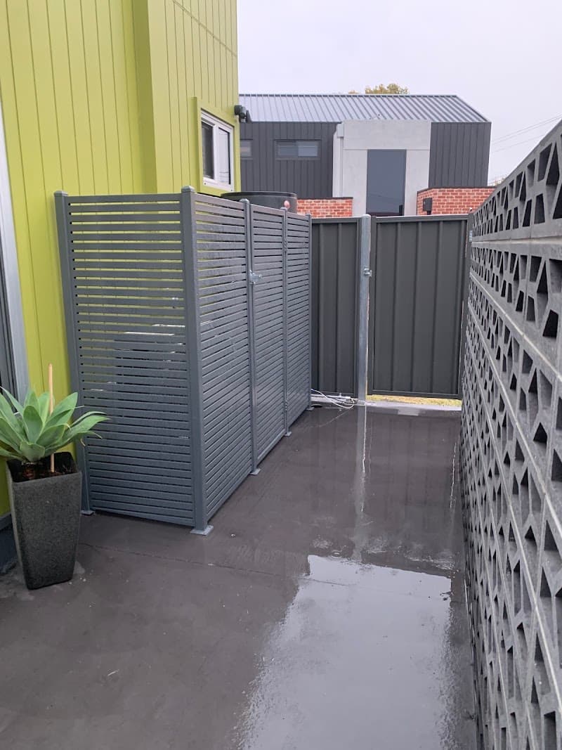 Albury Superior Screens fencing work in Lavington