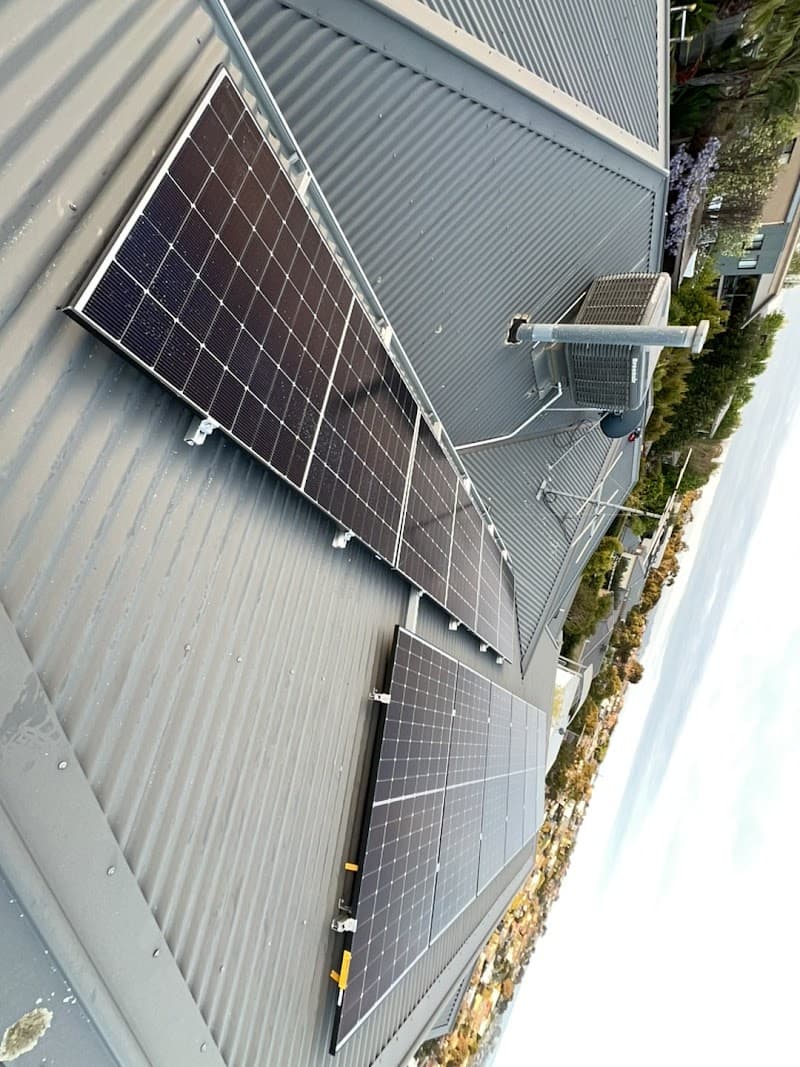 Alee Solar & Electrical Services solar panel installation work in Dandenong