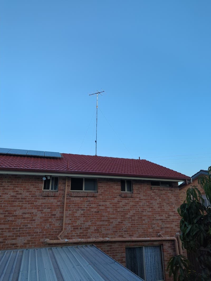 Alex Electronics antenna & tv work in Kings Langley