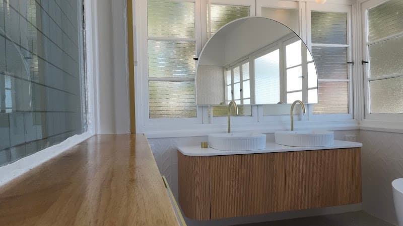 ALG Building Carpentry bathroom renovation work in Harristown