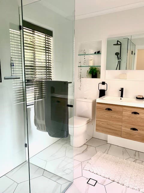 All Bathroom Gear bathroom renovation work in Woolloongabba