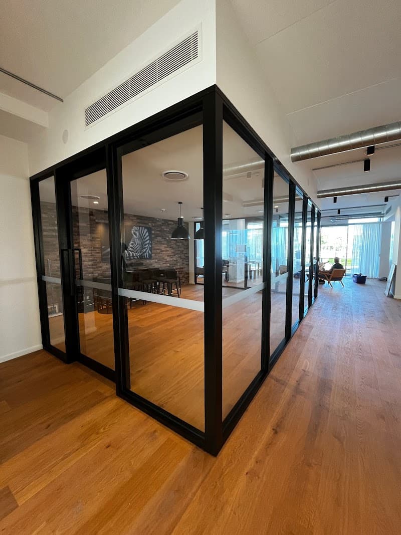 All Glass Gold Coast glass & glazier work in Nerang