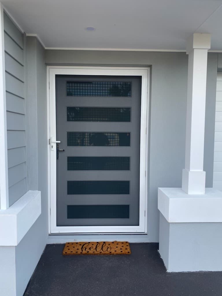 All Hung Well Doors garage doors work in Woy Woy