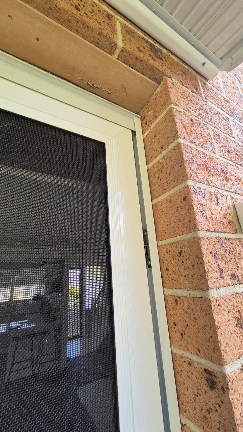 All Hung Well Doors garage doors work in Woy Woy