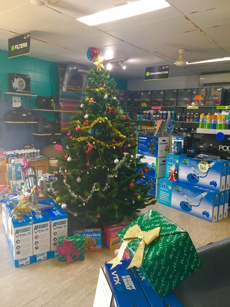 Allan’s Pool Shop pool maintenance work in Manunda