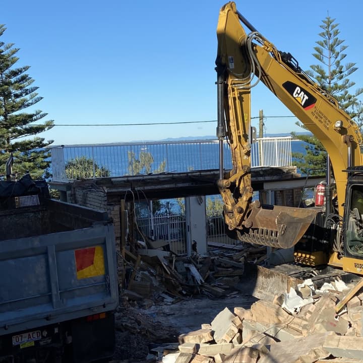 Allcoast Group Demolition Contractors - Sunshine Coast demolition work in Chevallum
