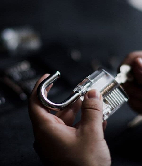 Allen locksmith Sydney locksmith work in Zetland