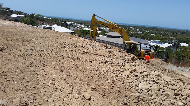 Allsites Earthworx demolition work in Garbutt