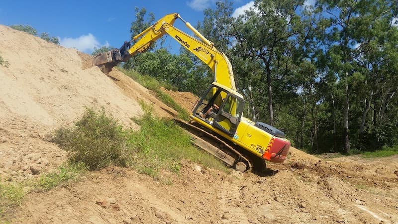 Allsites Earthworx demolition work in Garbutt