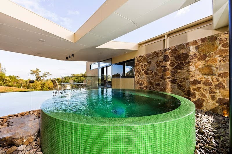 Aloha Pools Pty Ltd pool builder work in Carrum Downs