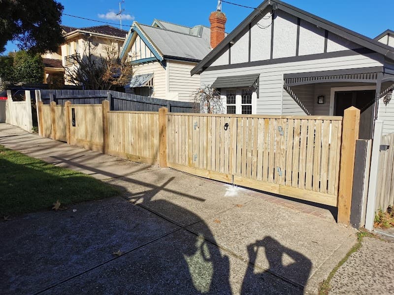 Alpha Fencing fencing work in Heidelberg West