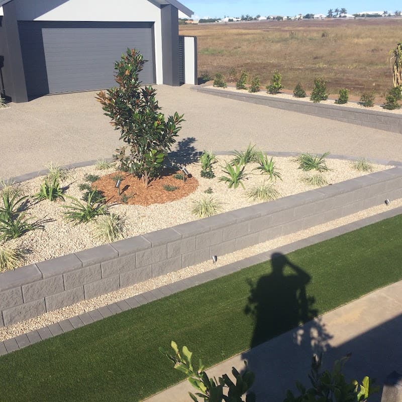 Alpha landscape fencing work in Bundaberg West