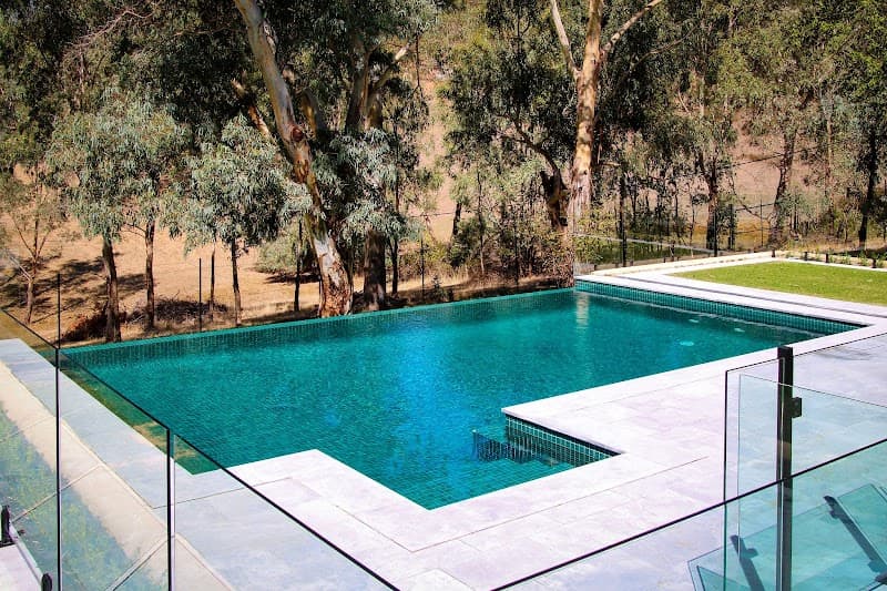 Alpha Pools pool builder work in Fulham