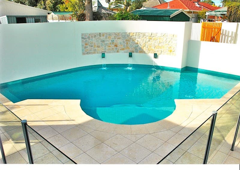 Alpha Pools pool builder work in Fulham