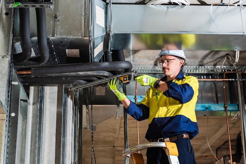 Alpine Refrigeration & Air Conditioning air conditioning work in North Toowoomba
