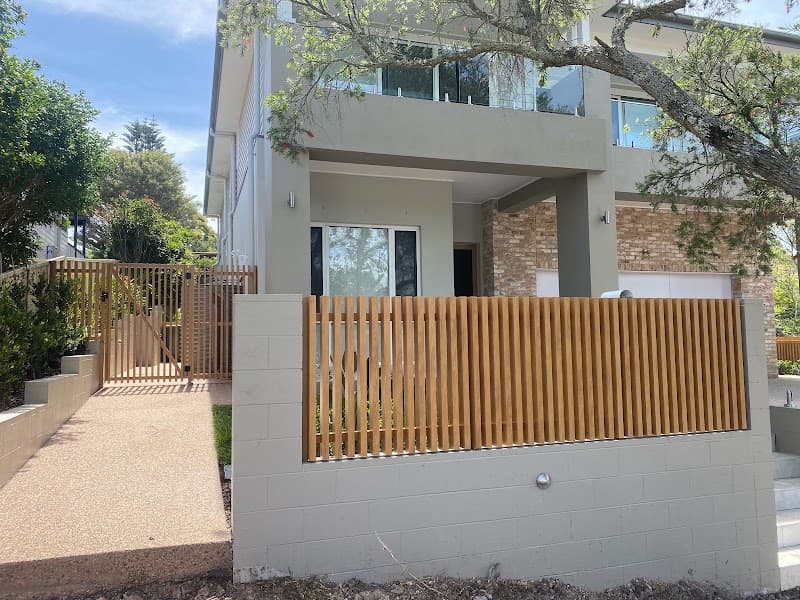 Aluminium Slat Fencing and Gates fencing work in Bennetts Green