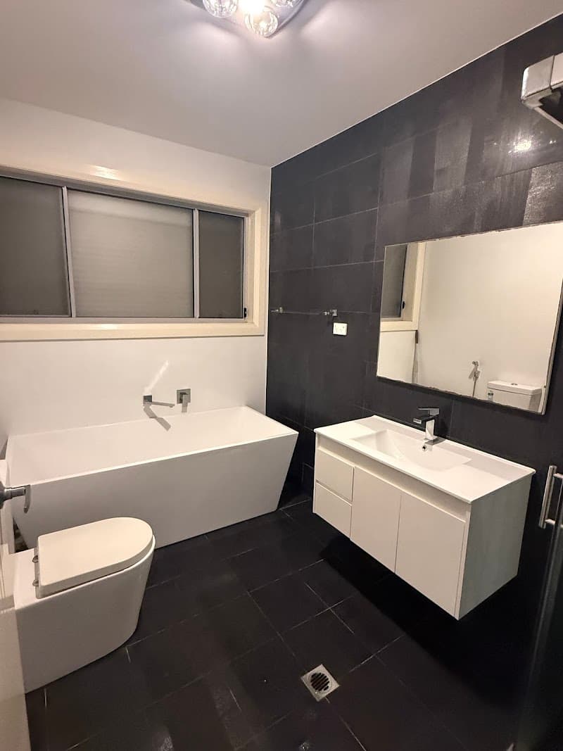Ambit cleaning - Bond back end of lease cleaners carpet cleaning work in Parramatta