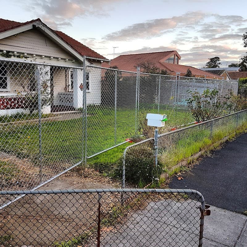 Anajak Temporary Fencing Hire fencing work in Melbourne
