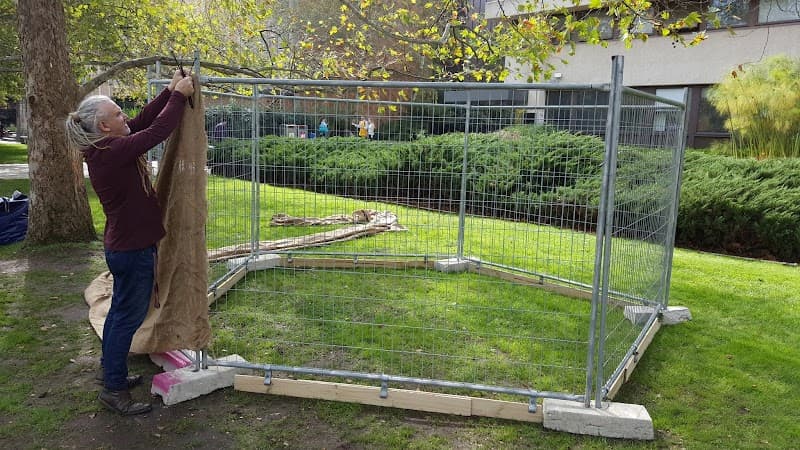 Anajak Temporary Fencing Hire fencing work in Melbourne