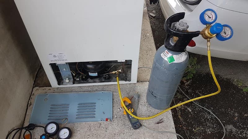 Andrew Gardiner electrician work in Eastern Heights