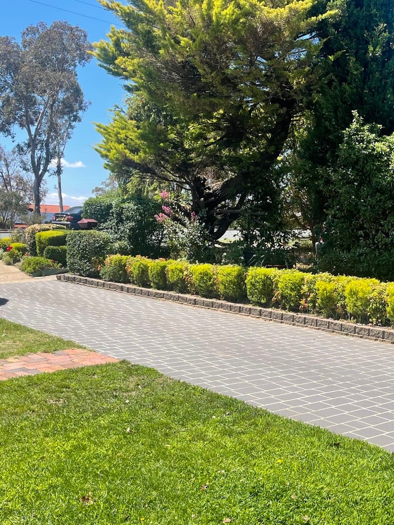 Angel Waste rubbish removal work in Hume