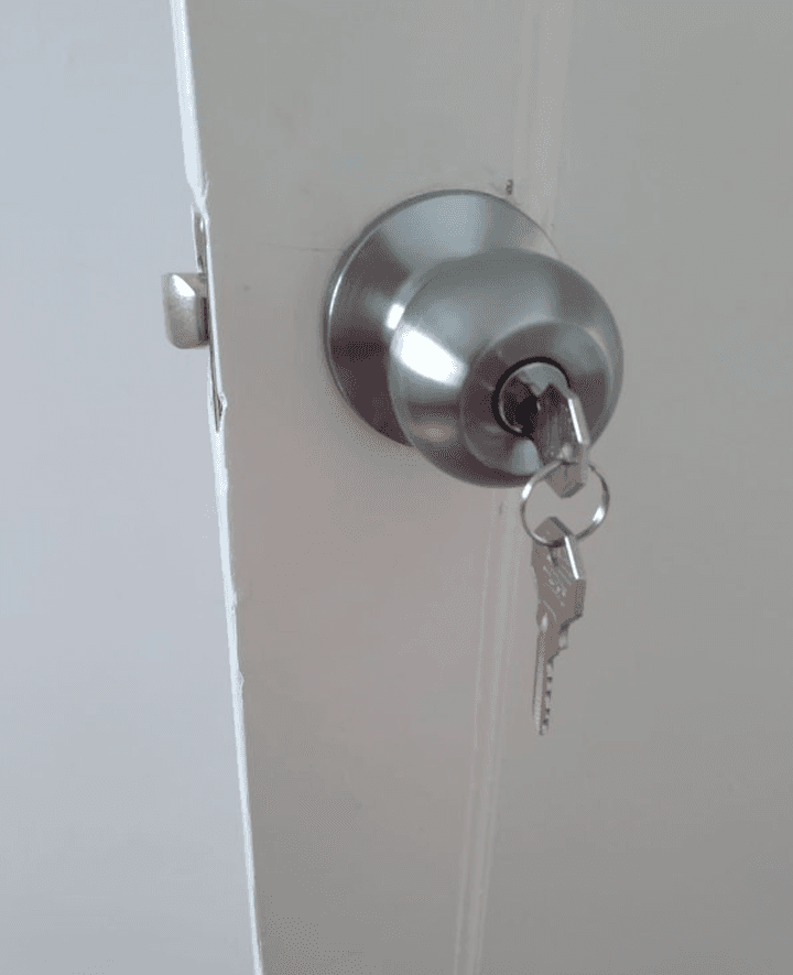 AONES aLocksmiths Service Melbourne locksmith work in Melbourne