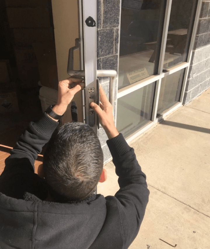 AONES eLocksmiths Service Sydney locksmith work in Sydney