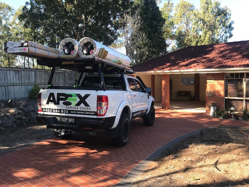 Apex Garage Door Services garage doors work in Collingwood Park