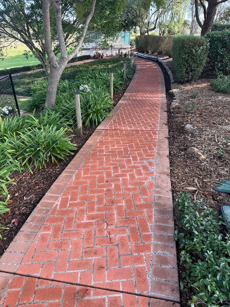 Aqua flow exterior cleaning gutter cleaning work in Bateau Bay