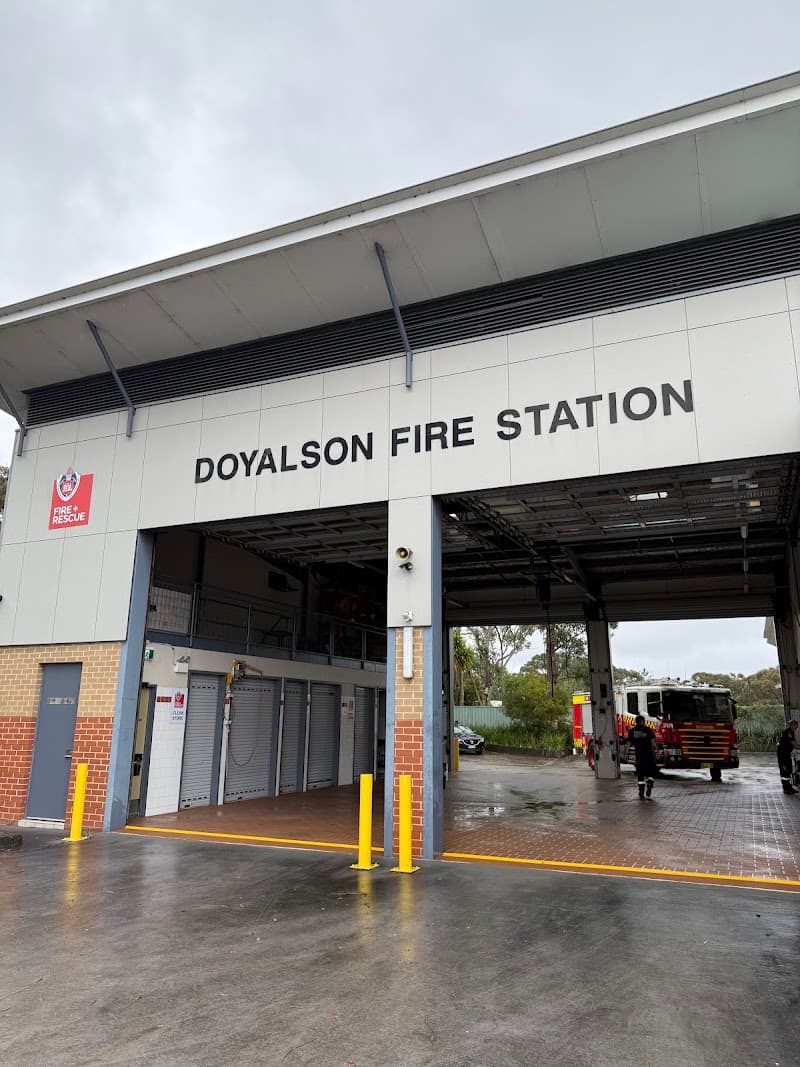 Aqua flow exterior cleaning gutter cleaning work in Bateau Bay