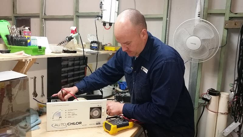 Aquamech Pump and Chlorinator Repair Services Pty Ltd pool maintenance work in Dutton Park