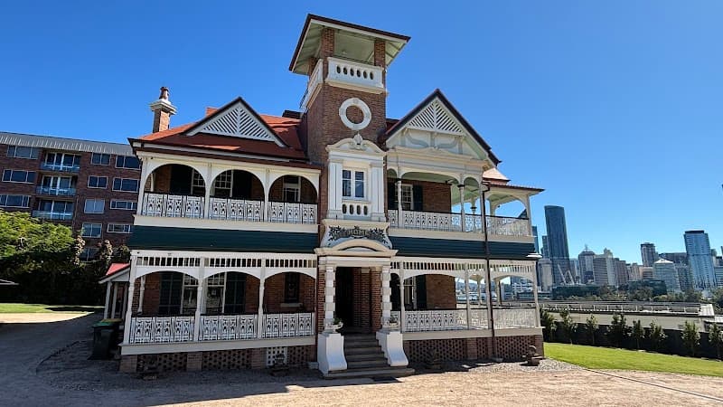 A.R. Painting Solutions Pty Ltd painter work in Brisbane City