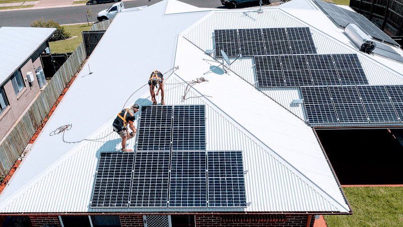 Arctic Energy solar panel installation work in Harlaxton