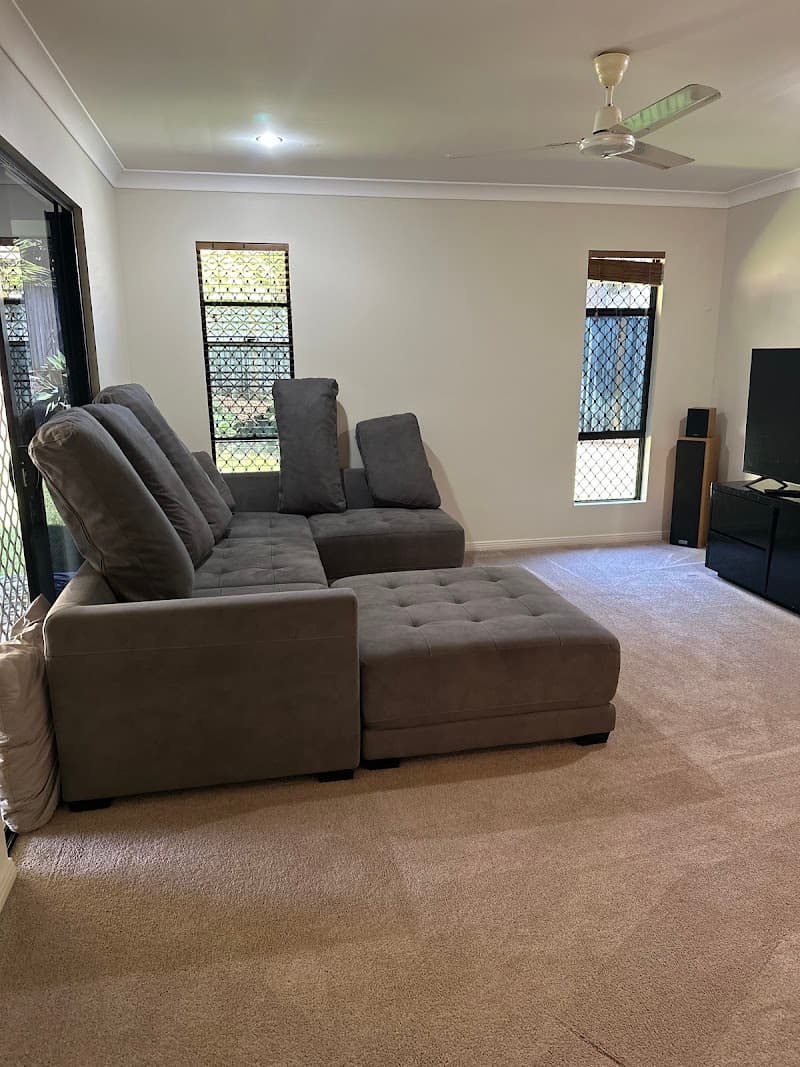 Arctic Fox Cleaning carpet cleaning work in South Mackay