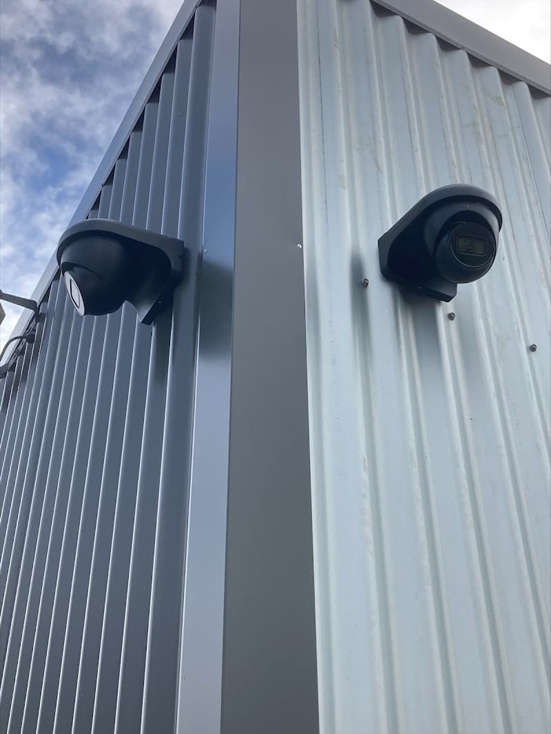 Armour Lock & Alarm security & cctv work in Canadian