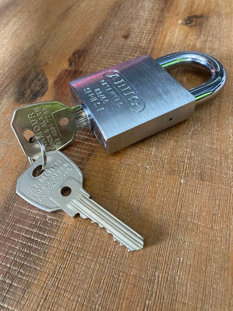 Armour Lock & Alarm security & cctv work in Canadian
