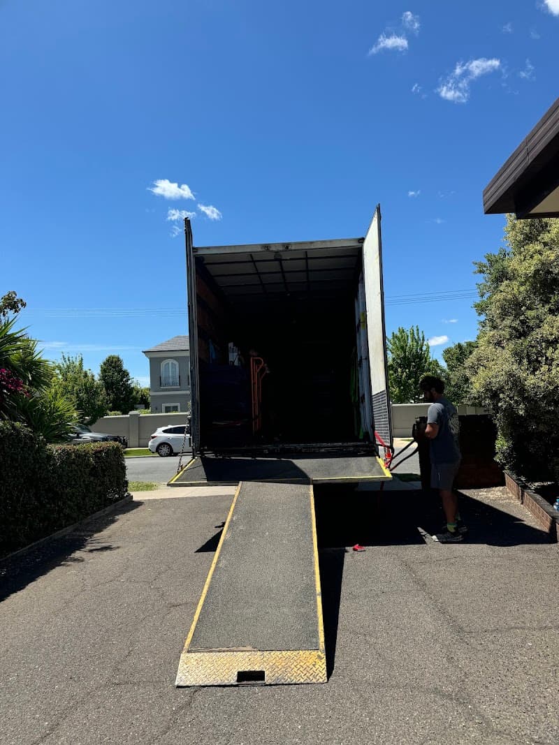 Armstrong creek removals removalist work in Mount Duneed