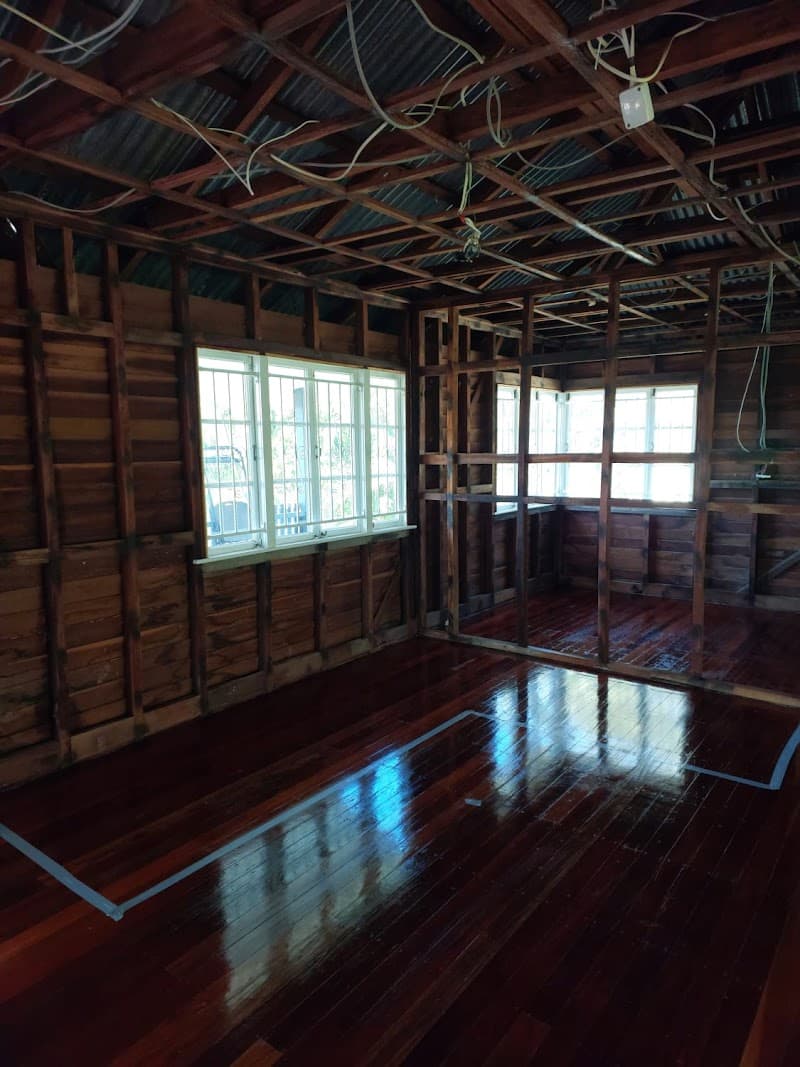 Asbestos Watch asbestos removal work in Goodna