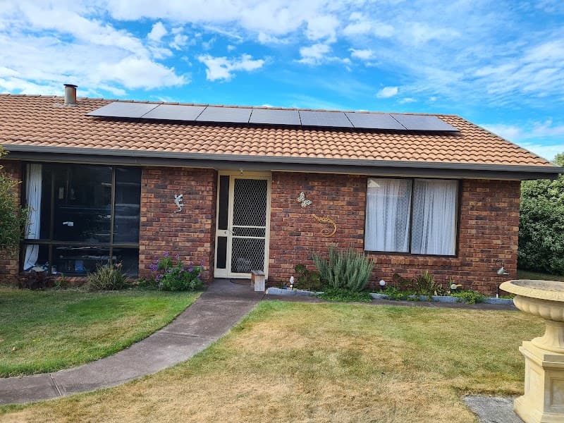 Astra Solar- Solar Company Canberra solar panel installation work in Braddon