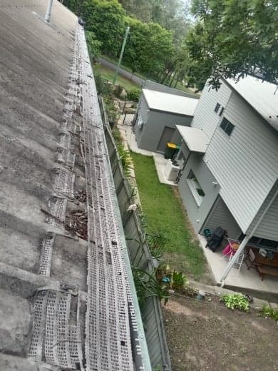 Attom Window Cleaning window cleaning work in Taringa