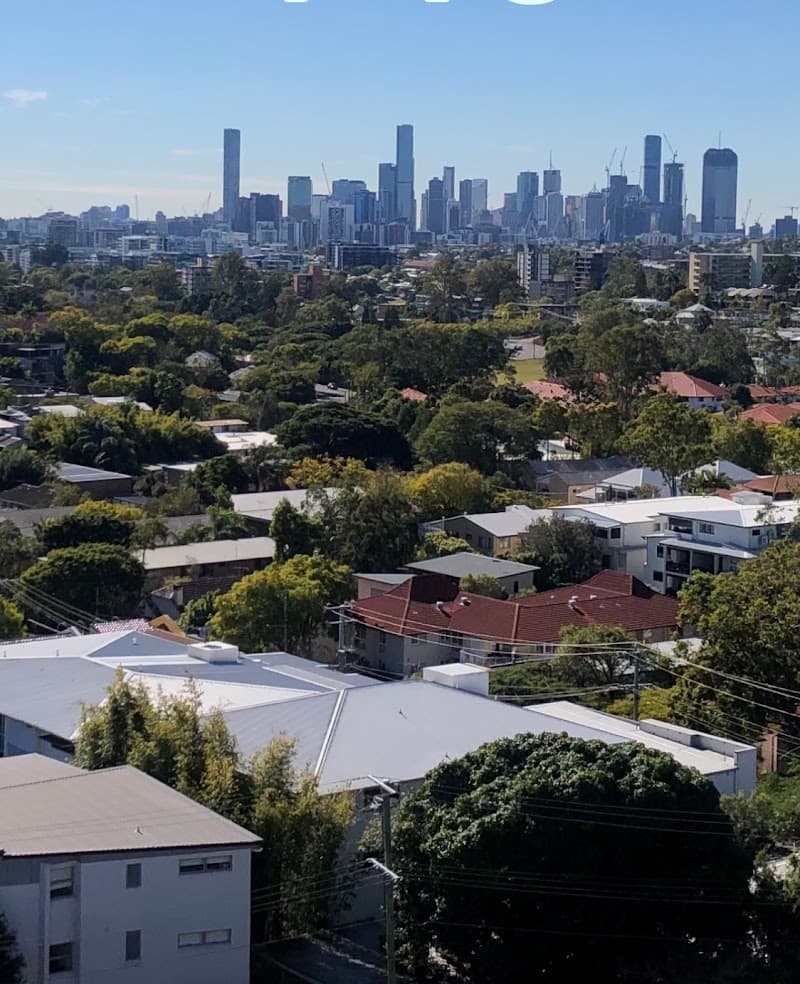 Attom Window Cleaning window cleaning work in Taringa