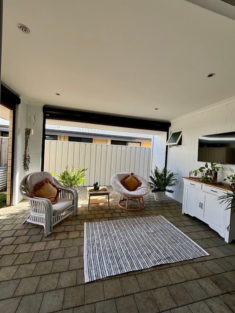 AusCoat Painting & Decorating painter work in San Remo