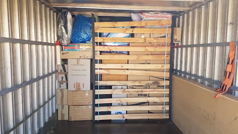Aussi Removals & Delivery removalist work in Connolly
