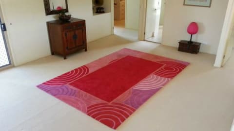 Aussie Carpet & Pest carpet cleaning work in Bethania