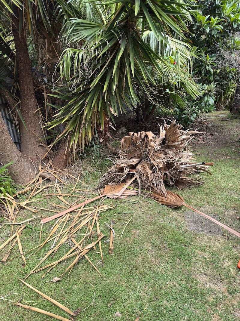 Aussie Garden Works lawn care work in Plympton