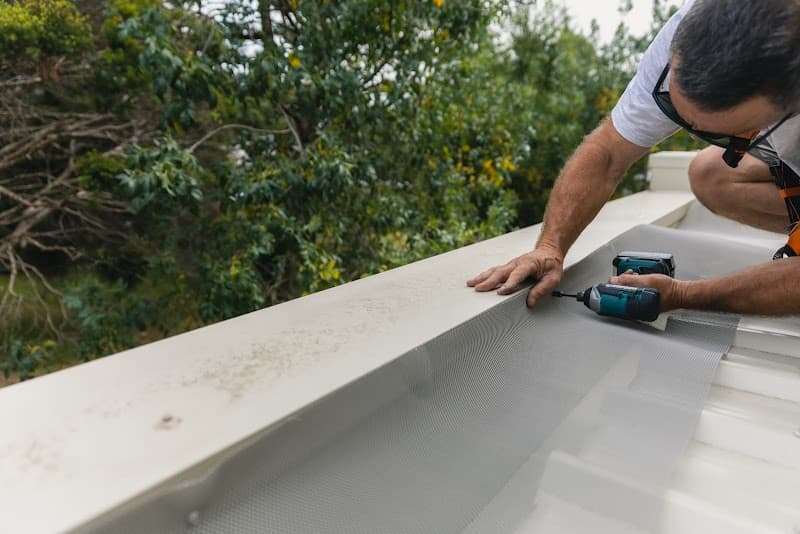 Aussie Gutter Protection Geelong gutter cleaning work in North Geelong