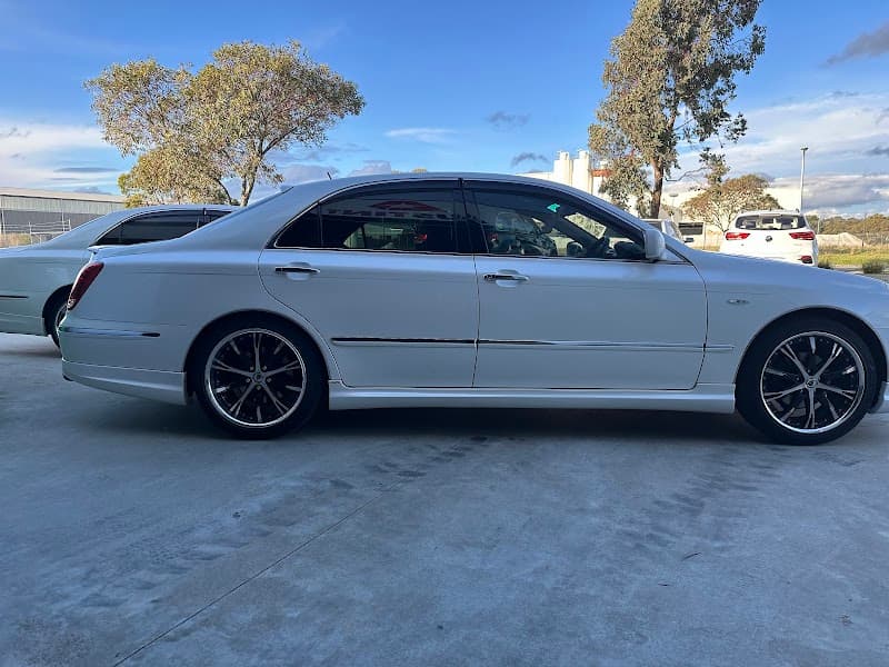 Austint window tinting work in Wendouree