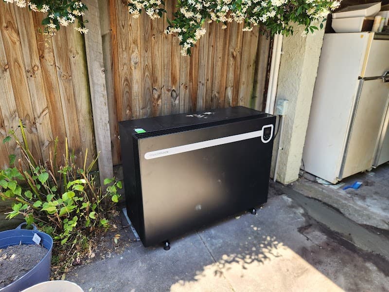 Australian Pool Heating Specialists pool builder work in Dandenong