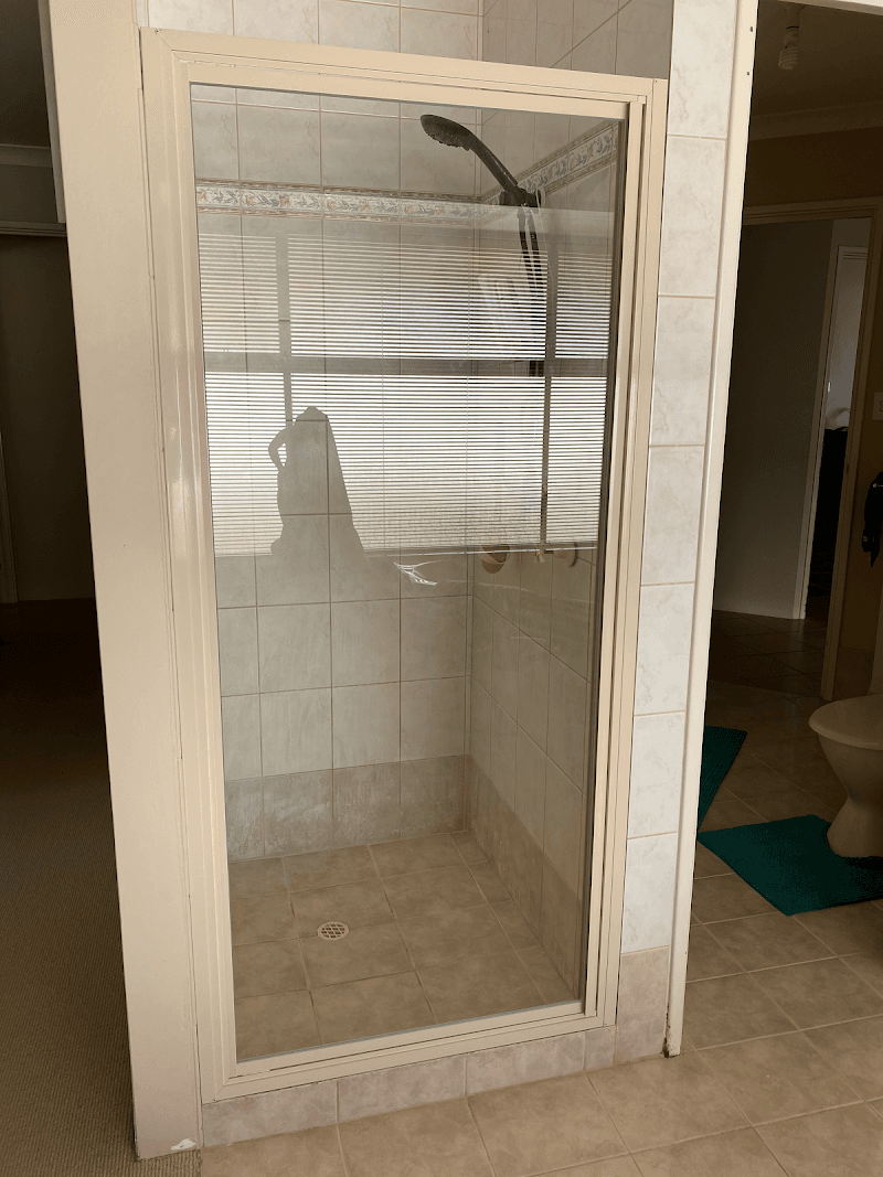 Australind Glass Company glass & glazier work in Australind