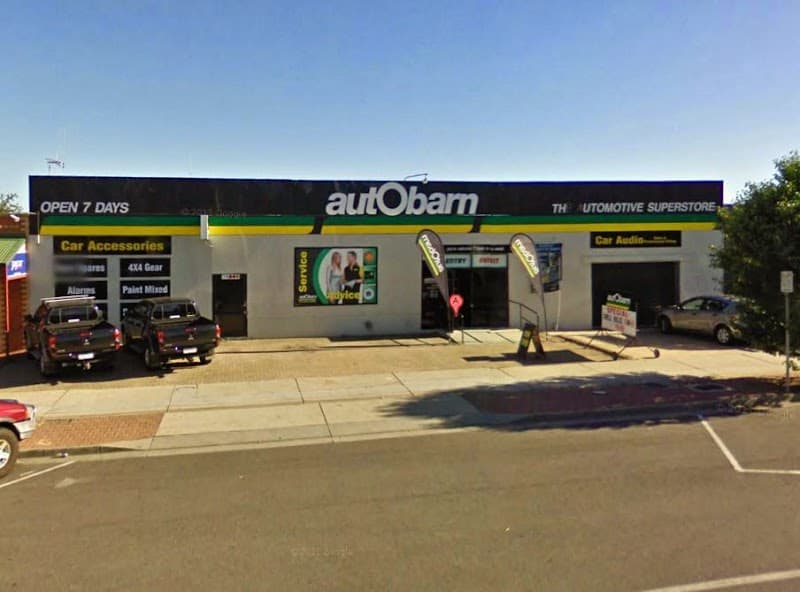 Autobarn Bendigo window tinting work in Bendigo